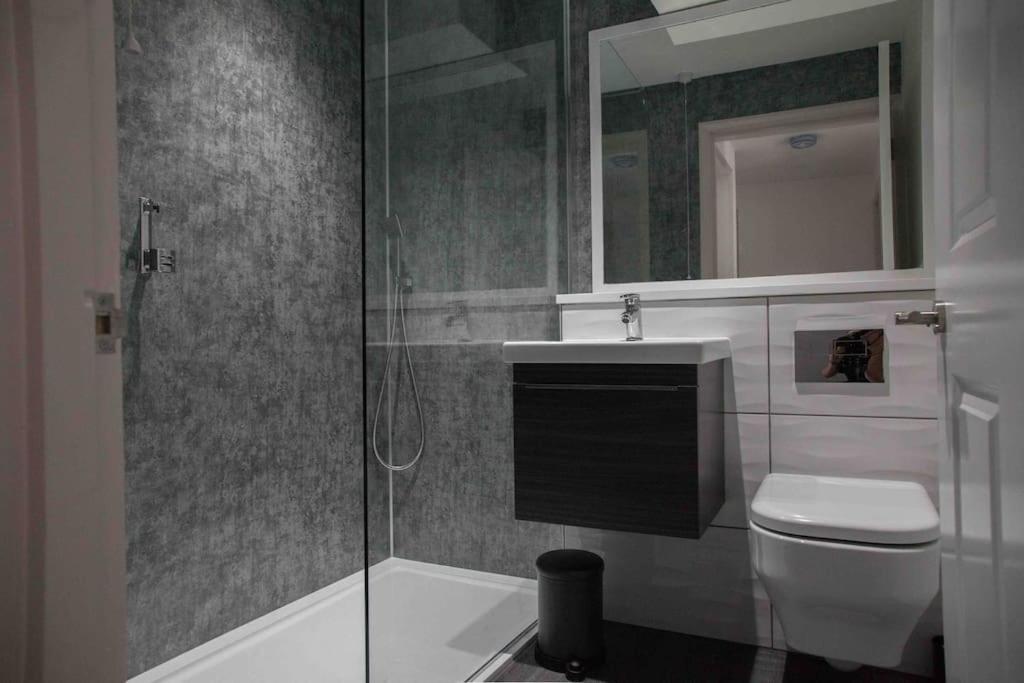 Stunning 2 Bed Apartment With Sea Views, Penzance Exteriér fotografie