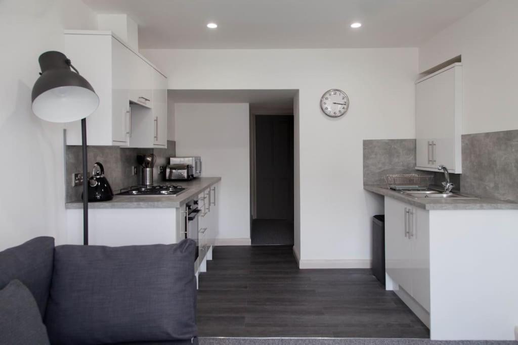 Stunning 2 Bed Apartment With Sea Views, Penzance Exteriér fotografie